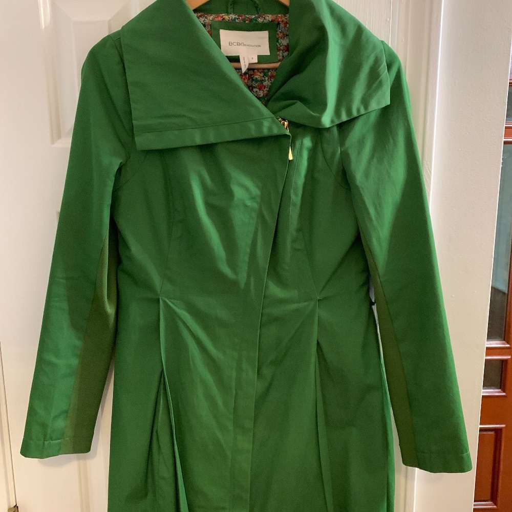 BCBG - Spring coat/fall coat